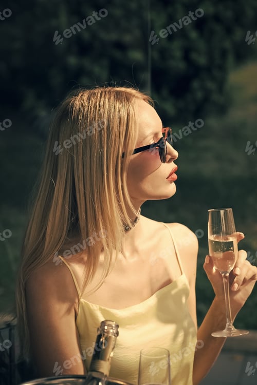 Preview: Girl With Sensual Red Lips Drink Champagne In Outdoor Cafe. Summer Vacation, Relax. Bad Habits