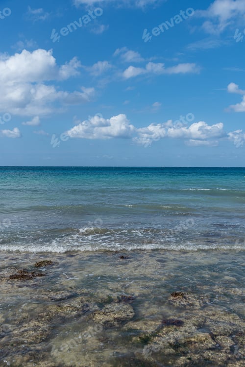 Preview: A Scenery Of Ocean Waves Moving Towards The Shore