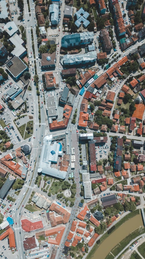 Preview: An Aerial Vertical Shot Of Roads, Buildings, And Houses In The City