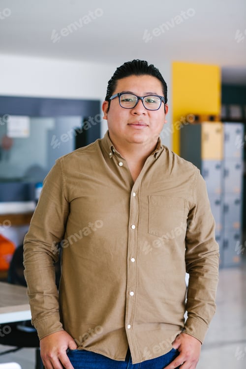 Preview: Plus Size Latin Man Portrait Looking To Camera Outside Office In Mexico City