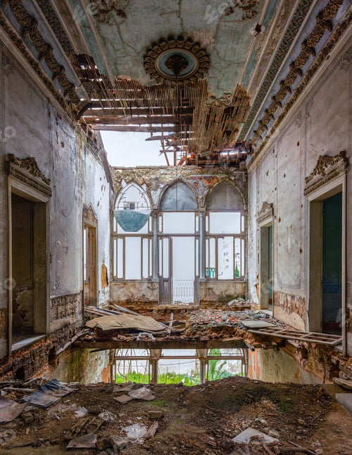 Preview: Abandoned Mansion In Beirut Lebanon