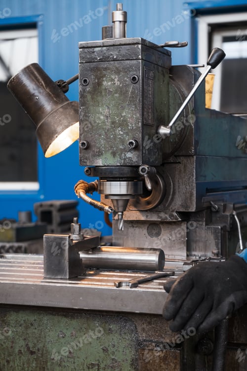 Preview: A Vertical Shot Of A Metal Drilling Machine