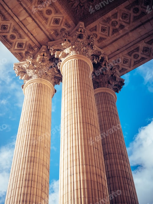 Preview: A Vertical Shot Of Famous Pantheon, Paris France
