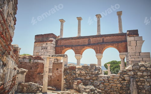 Preview: A Beautiful; Shot Of Ruins With Columns And Blue Sky In The Background In Turkey