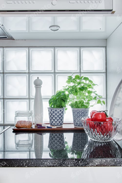 Preview: Tomatoes And Pepper Mill In Kitchen