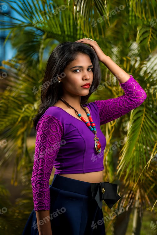 Preview: Beautiful Indian Young Girl Posing Outdoors Or Park.