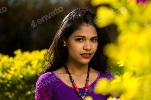 Preview: Beautiful Indian Young Girl Posing Outdoors Or Park.