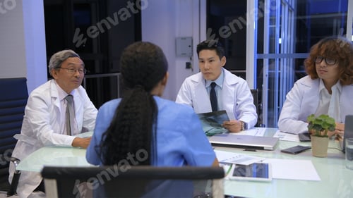 Preview: Medical Concepts. The Doctor Is Brainstorming To Analyze Medical Problems. 4K Resolution.