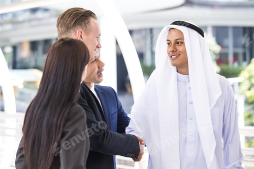 Preview: Business People And Arab People Have A Meeting Together. People Talking For Arab With Business