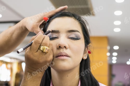 Preview: Women Make Up Beauty Before Shooting In The Studio.
