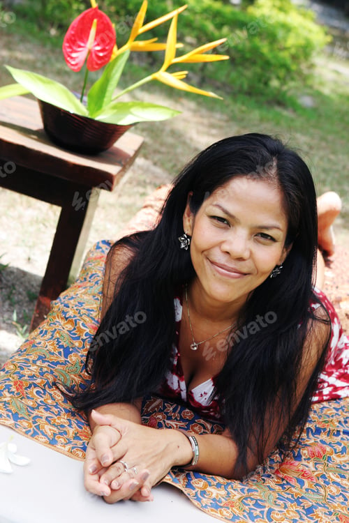 Preview: Portrait Of A Beautiful Asian Woman At A Spa.