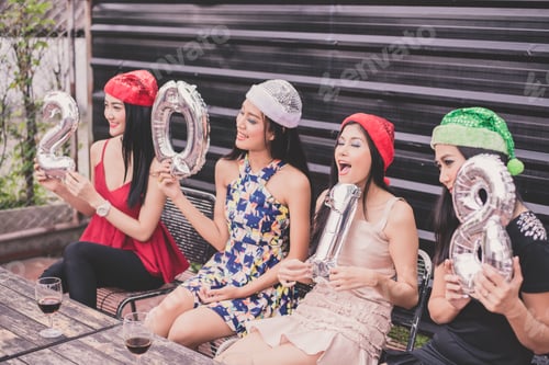 Preview: Young People Are Celebrating New Year'S Party.