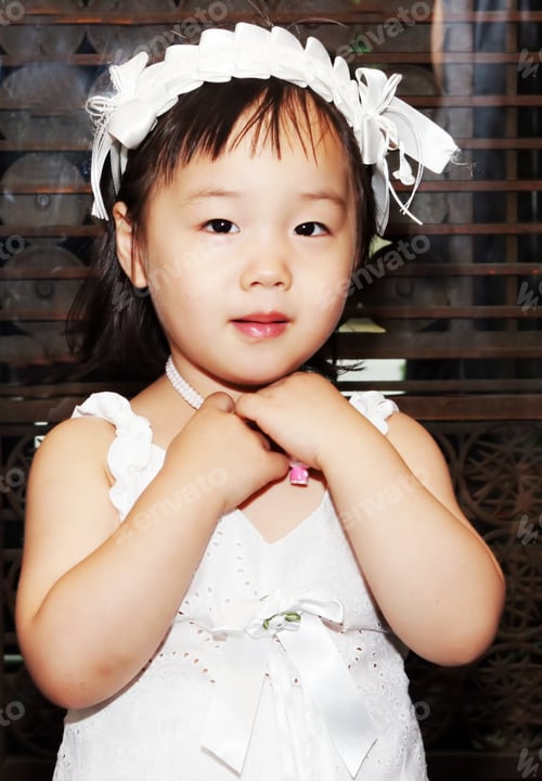 Preview: Pretty Korean Girl In A White Dress