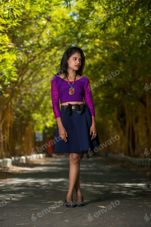 Preview: Beautiful Indian Young Girl Posing Outdoors Or Park.