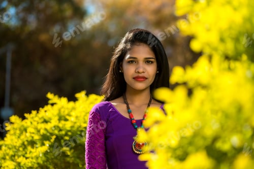 Preview: Beautiful Indian Young Girl Posing Outdoors Or Park.