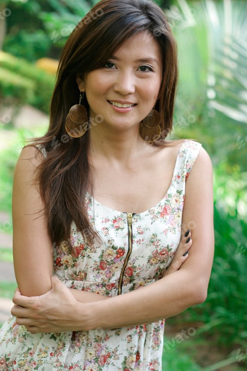 Preview: Portrait Of An Attractive Asian Woman.