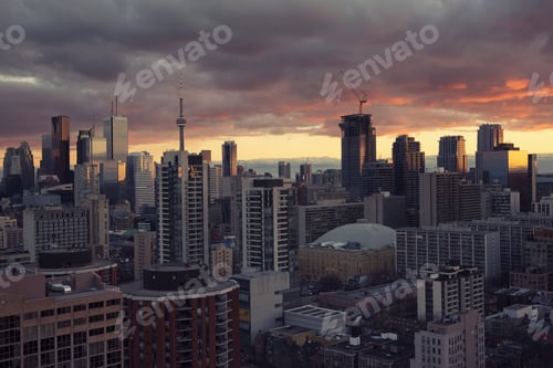 Preview: Beautiful Vibrant Sunset Over Downtown Toronto, Ontario, Canada.