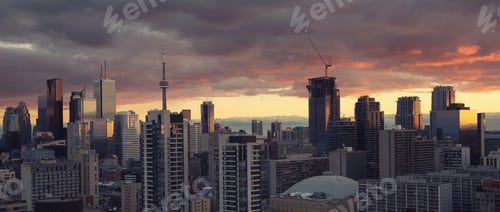 Preview: Beautiful Vibrant Sunset Over Downtown Toronto, Ontario, Canada.