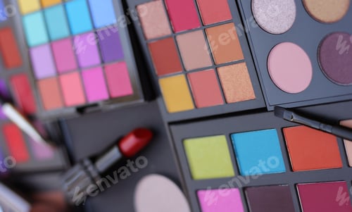 Preview: Colorful Cosmetic Pigment Palettes With Brushes, Shallow Dof