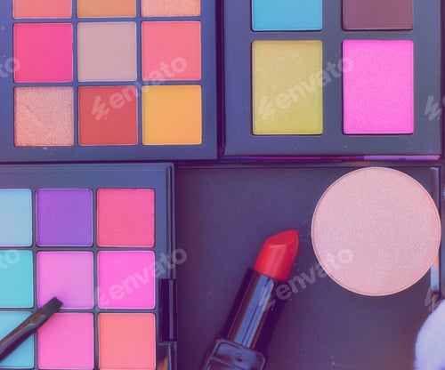 Preview: Colorful Cosmetic Pigment Palettes With Brushes, Shallow Dof
