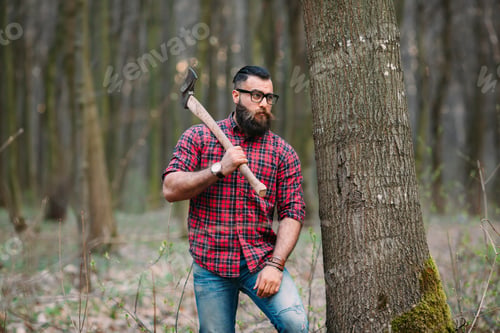 Preview: Bearded Man