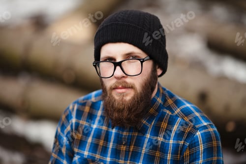Preview: Bearded Man
