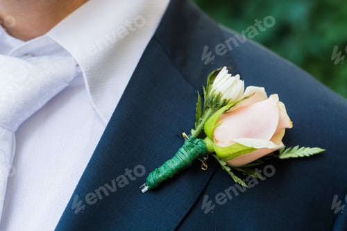 Preview: Small Rose On His Jacket The Groom