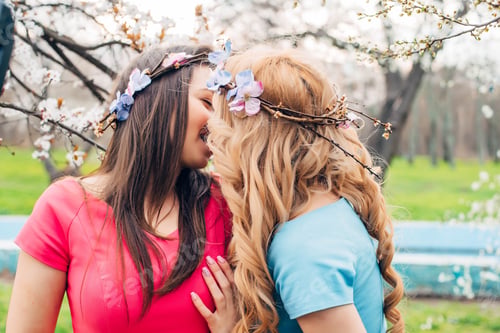 Preview: Young Lesbian Couple Kissing In Park