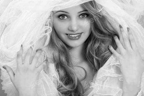 Preview: Beauty Portrait. Fashion Photo Of Beautiful Women Under White Veil.