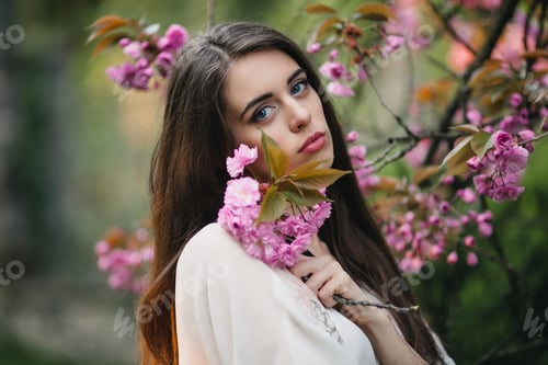 Preview: Beautiful Girl Near Oriental Cherrie