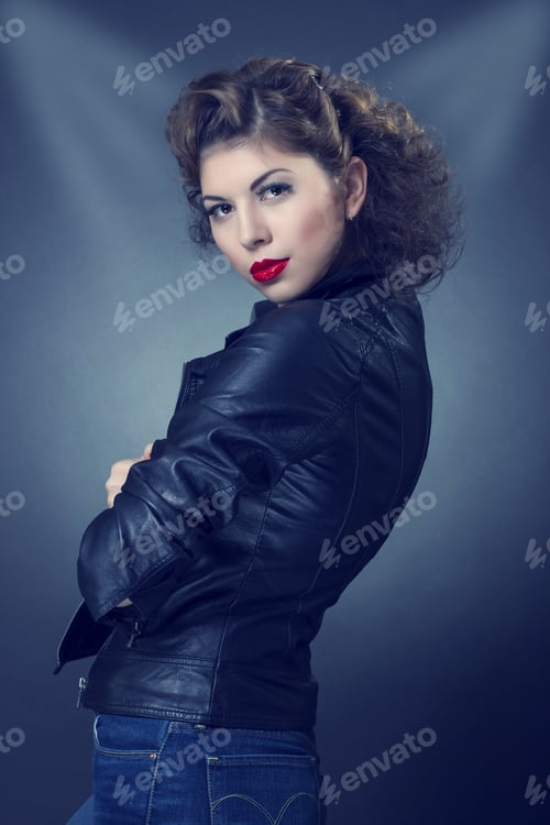 Preview: Portrait Of Beautiful Sensual Woman With Elegant Hairstyle. Perfect Makeup. Fashion Photo