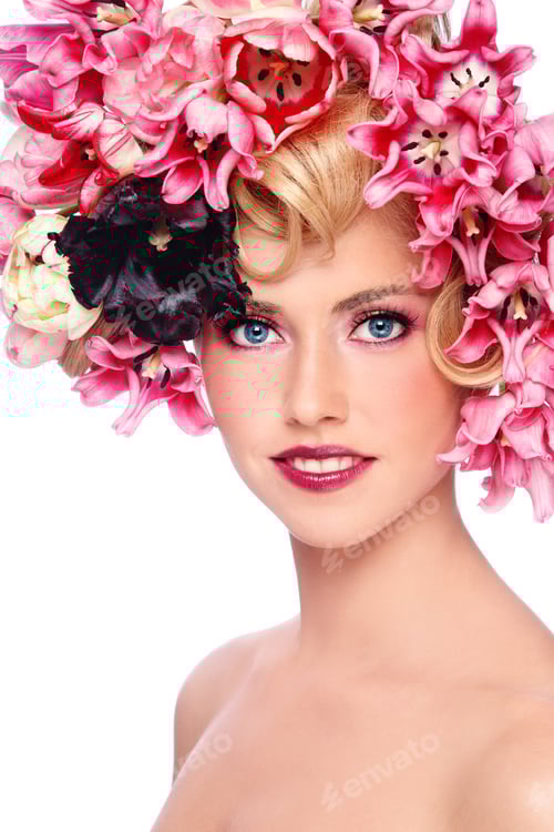 Preview: Beautiful Woman with Floral Crown in Studio Portrait