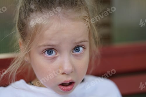 Preview: Portrait Of A Beautiful Girl 6 Years Old