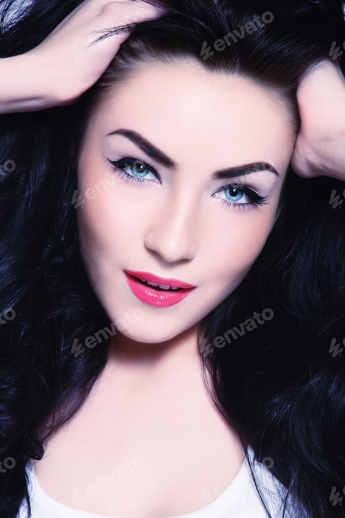 Preview: Close-Up Portrait Of Beautiful Sexy Girl With Long Dark Hair