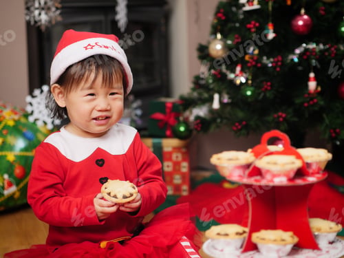 Preview: Happy Santa Baby Girl