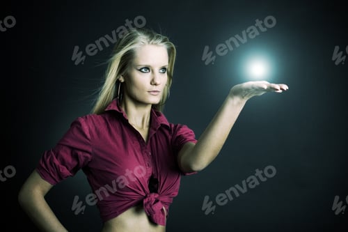 Preview: Beautiful Girl And Her Magic