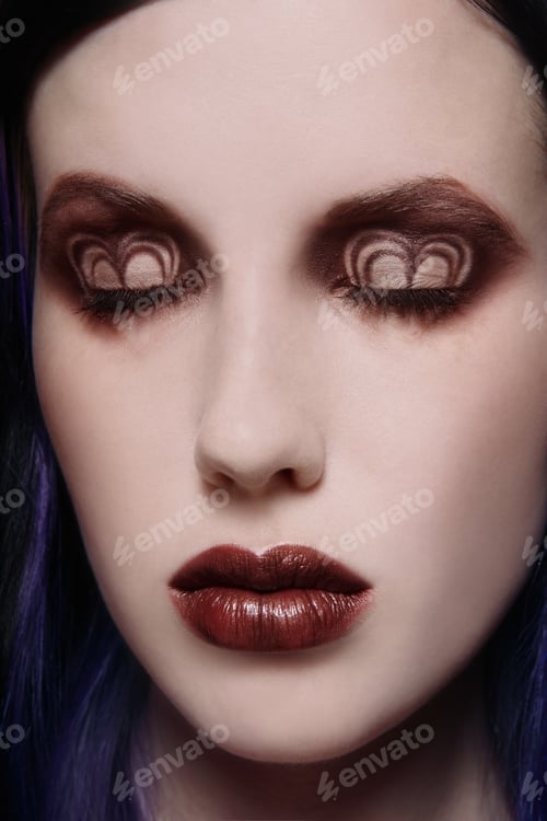 Preview: Close-Up Portrait Of Beautiful Woman With Stylish Fancy Makeup