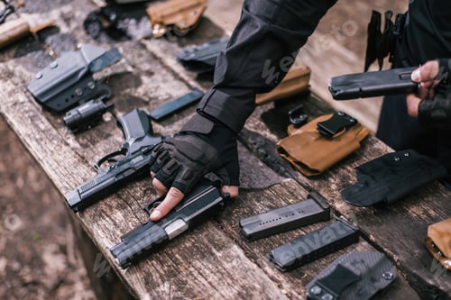 Preview: Instructor In Sport Shooting To Test Your Weapons In Nature