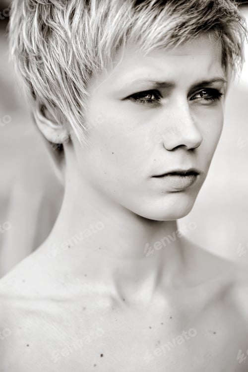 Preview: Natural Portrait Of A Beautiful Young Hipster Woman