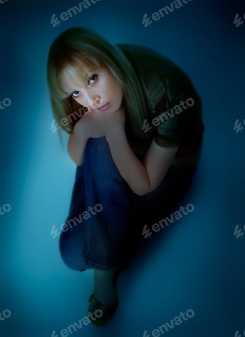 Preview: Young Blond Girl Sitting