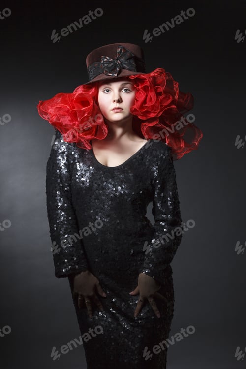 Preview: Luxury Young Woman In A Scenic Suit.
