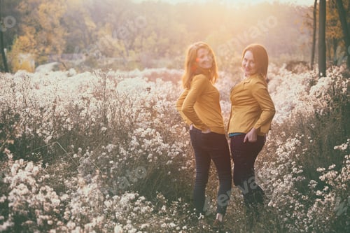 Preview: Happy Smiling Girlfriend Outdoors At Sunset
