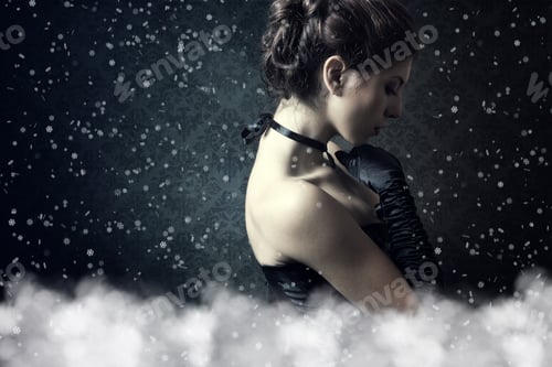 Preview: Elegant Woman In A Mystical Situation.