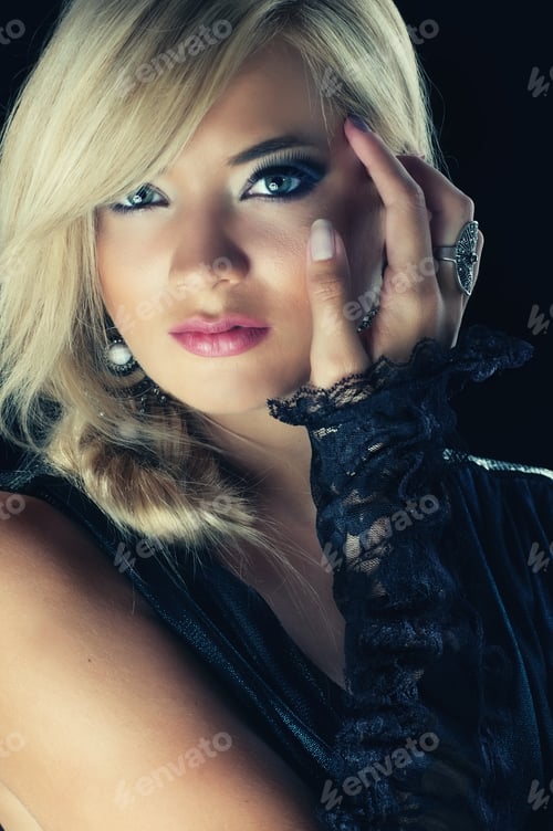 Preview: Close-Up Portrait Of A Young Sexy Blond Woman, Studio Shot