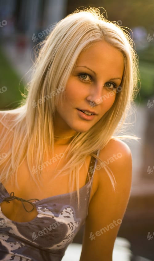 Vista previa: Sunset Blonde.