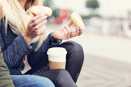 Preview: Picture Showing Happy Young Couple Dating In The City