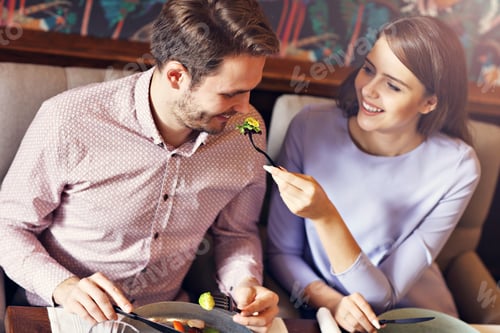 Preview: Romantic Couple Dating In Restaurant