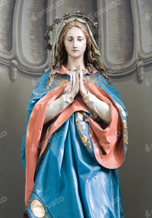 Preview: Small Sculpture Of Mary Praying.