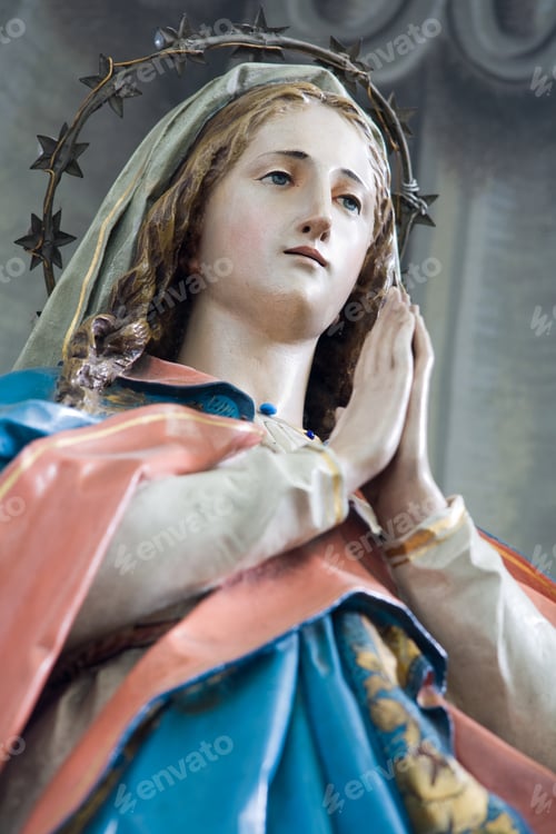 Preview: Closeup Shot Of Sculpture Of Mary Praying.