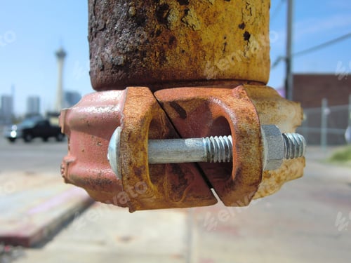 Preview: Large Bolt In Clamp Fixture Macro On Rusty Metal Hardware